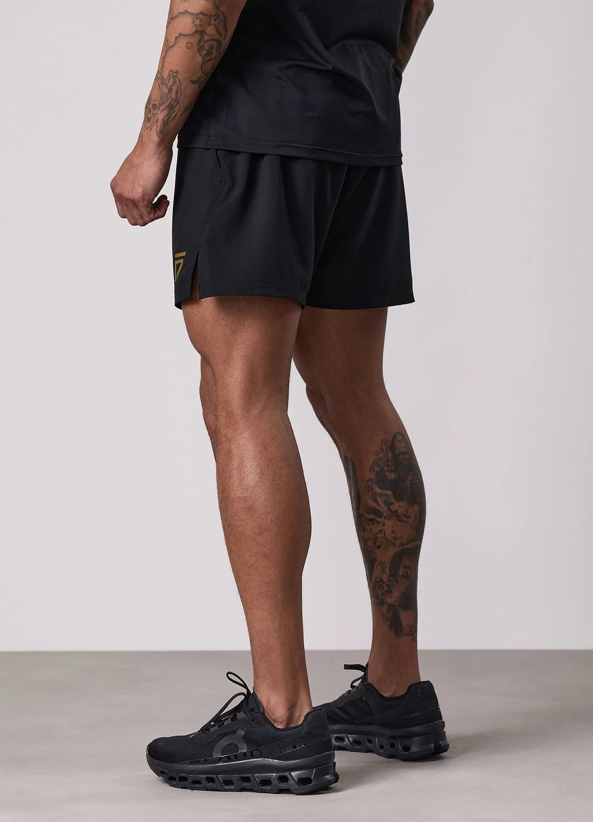 Gym King Fight Division Training 5’’ Short - Black/ Gold